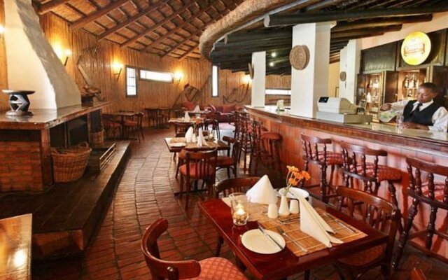 Protea Hotel by Marriott Oudtshoorn Riempie Estate
