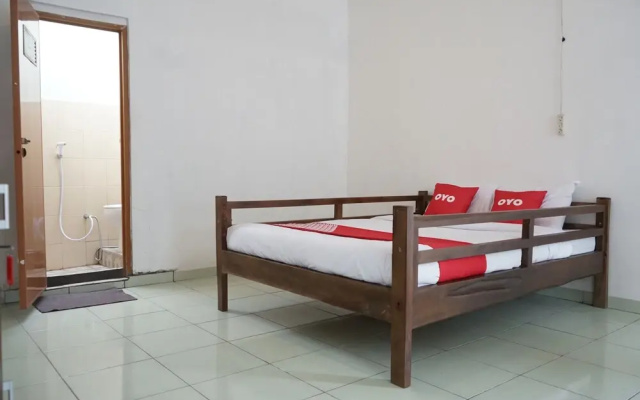 OYO 2048 Hotel Cahya Panorama