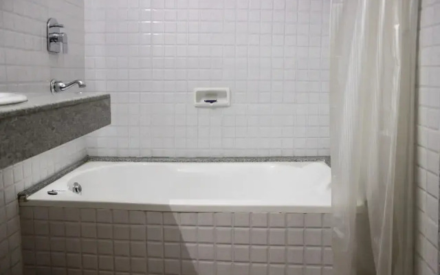 FabHotel Prazeres Boutique PanajI