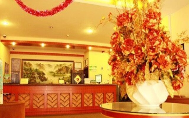 GreenTree Inn Nanjing ZhonGYAnGMEn Railway Station Express Hotel