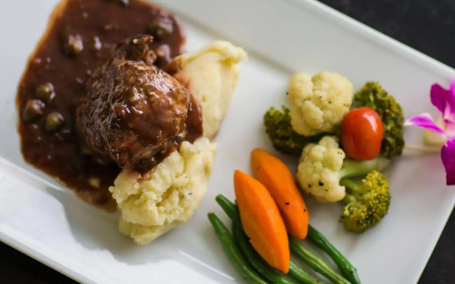 Le Chanthou Boutique