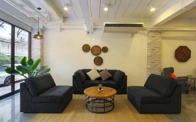 Pula Silom