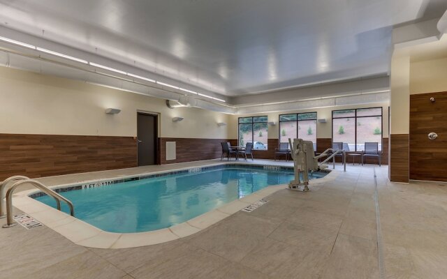 Fairfield Inn & Sts Avl Weaverville