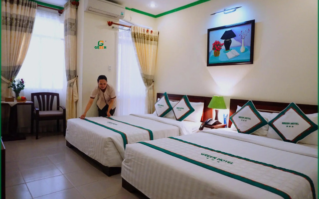 Green Hotel