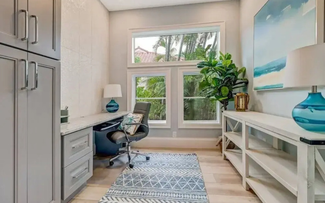 Coastal Cove by Boutiq