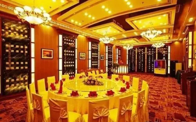 Zhonglian Hotel - Dandong