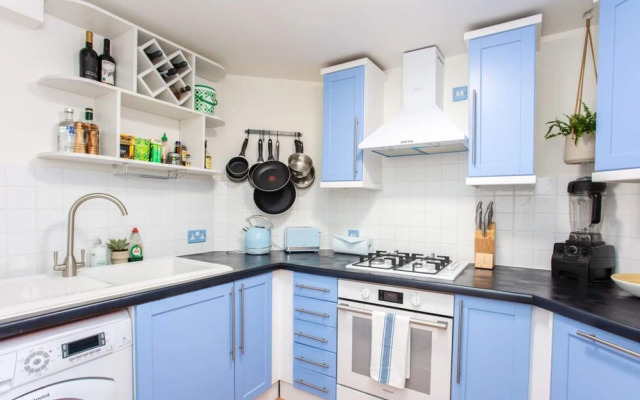 Modern 2 Bedroom Apartment in the Heart of London
