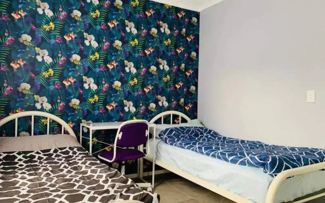 Southbank Modern Luxe Apartment