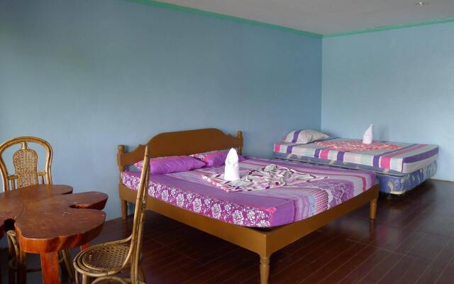 El Galong Waterpark Resort