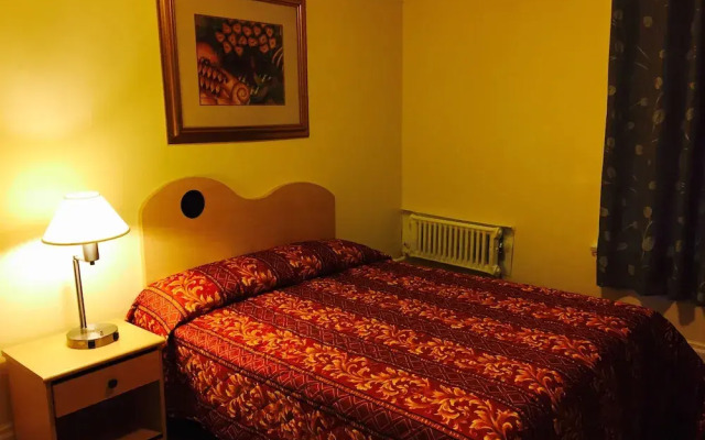 Aldrich Hotel