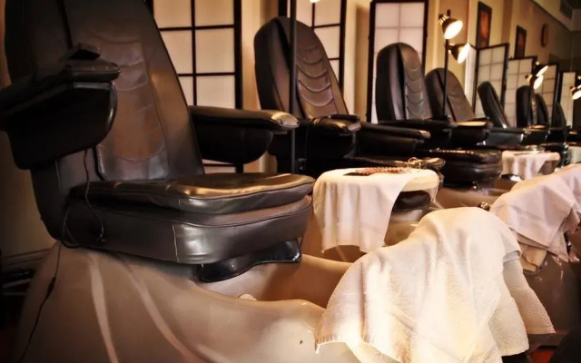 Monastery Spa & Suites