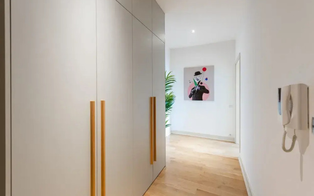 Luxurious apartment on Castle Square