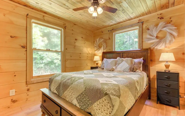 Secluded Cosby Cabin w/ Wraparound Deck