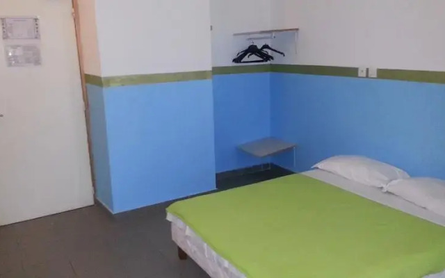Hostel Harold's Backpackers