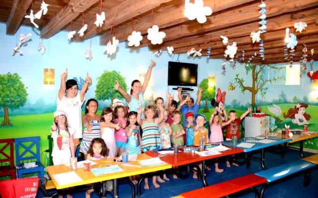 Rehana Royal Beach Resort - Aquapark & Spa