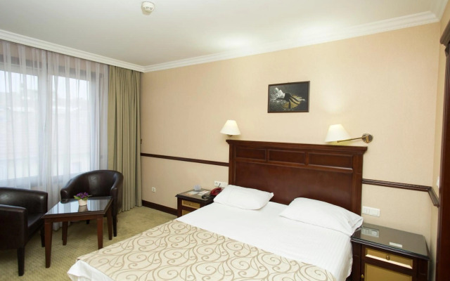 Topkapi Inter Istanbul Hotel