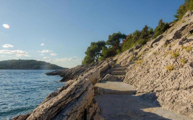 Holiday home Ani-30m from beach