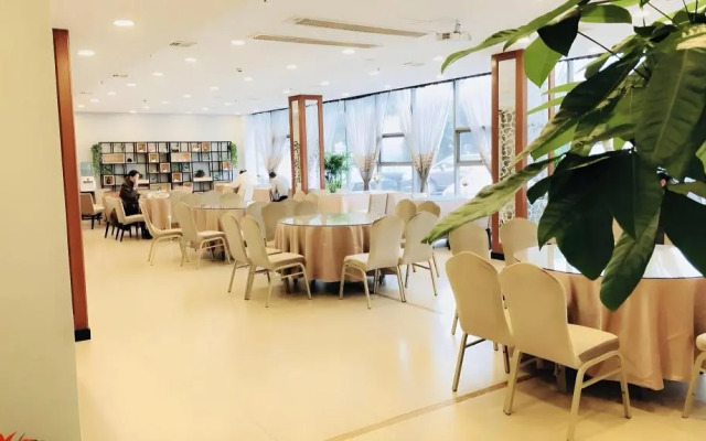 Vienna Hotel Shanghai Hongqiao Airport Center