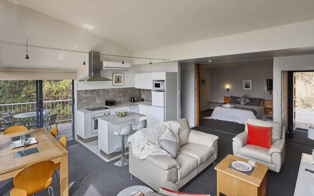 Tamar River Apartments