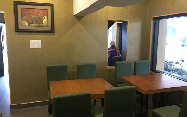 Fortkochi Beach Inn