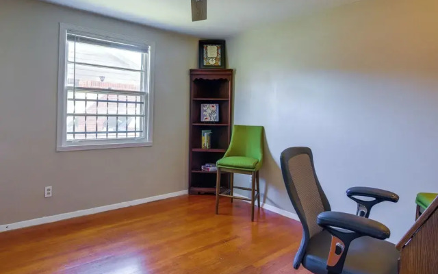Cozy Memphis Vacation Rental Near Beale Street!