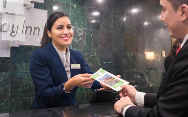 Holiday Inn Monterrey - Parque Fundidora by IHG