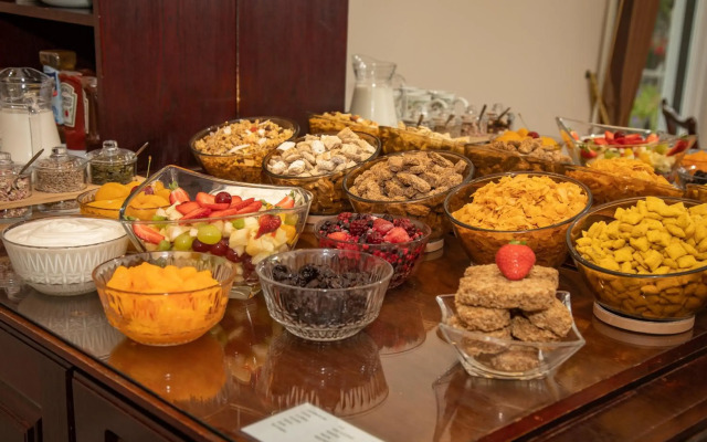Beaumont House with FREE off-site Health Club - Adults Only