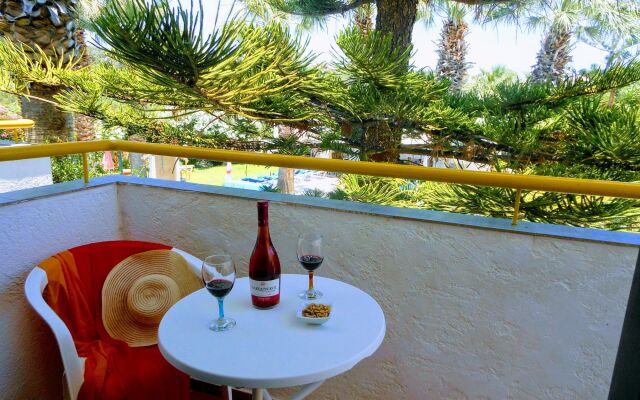 Aspro Hotel