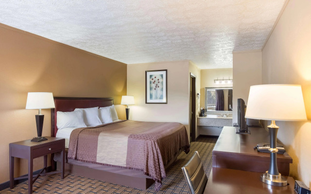 SureStay Hotel by Best Western Summersville