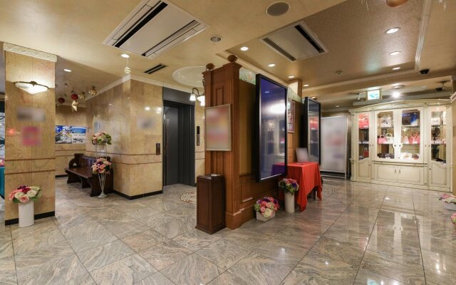 Rose Lips Shinsaibashi - Adults Only