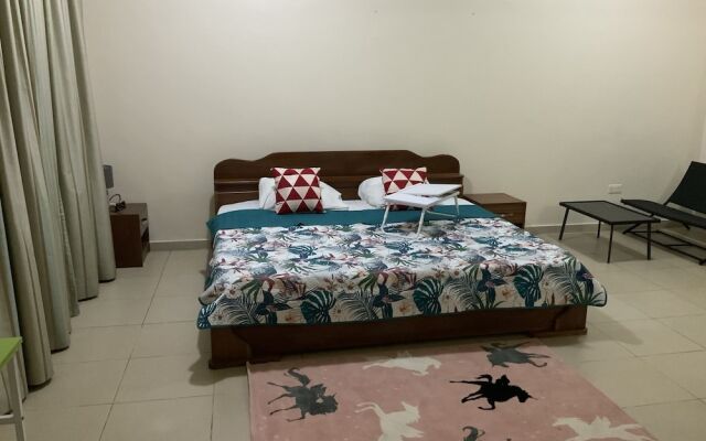 Charming 3-bed Apartment Airport Residential Accra