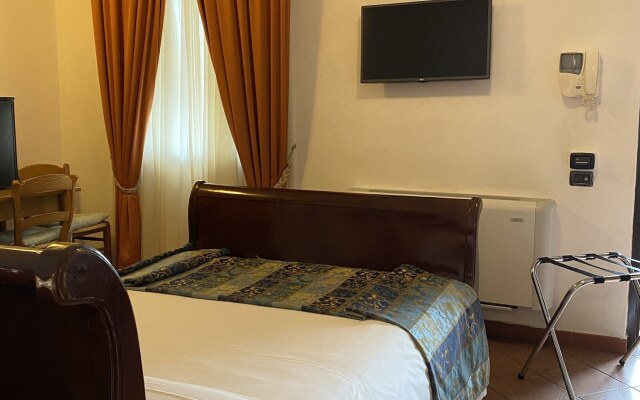 Euro House Inn Airport Hotel & Residence