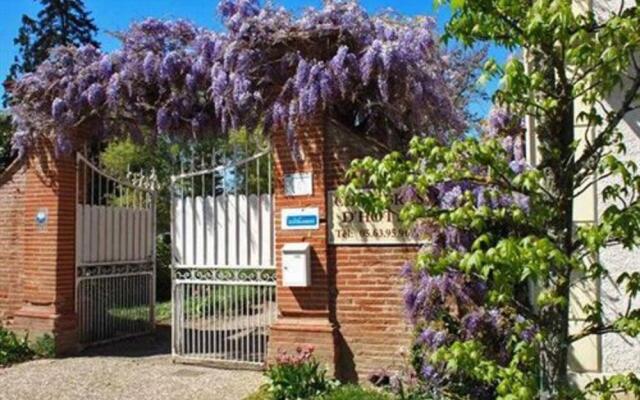 Chambres dHotes Au Château