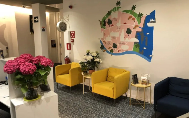 Boutique Creative Rooms