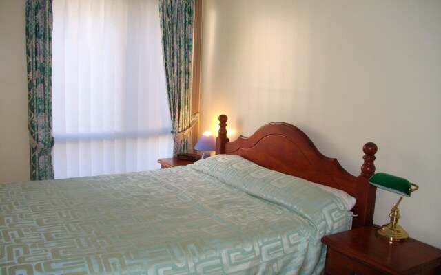 The Peninsula, Duplex 02, 14