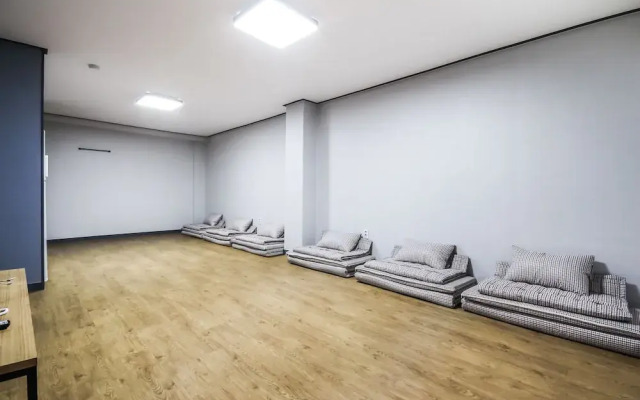 Hotel Deluxe - Hostel