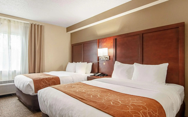 Comfort Suites Knoxville Airport
