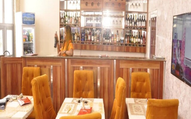 Fisher Suites and Apartment