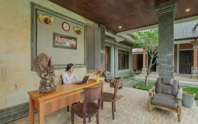 Lumbung Jaya Guest House