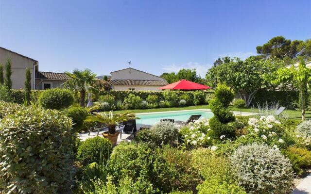 Maison Eygalières, 4 pièces, 6 personnes - FR-1-599-19