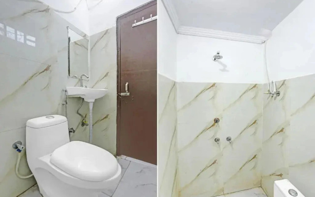 Hotel Signature View by Oyo Rooms