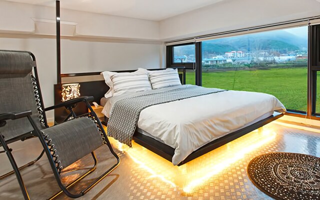 Yangpyeong Lee An House Pool Villa