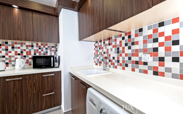 LUX - Opulent Island Suite 5