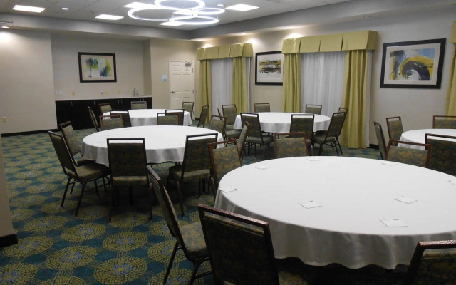 Holiday Inn Express Hotel & Suites Houston NW-Brookhollow by IHG