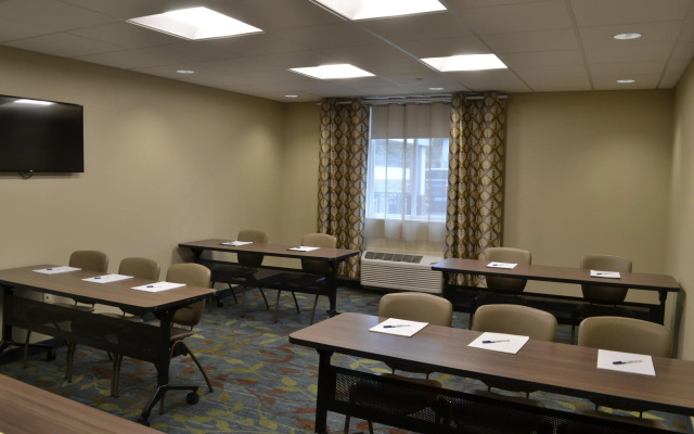Candlewood Suites St. Clairsville by IHG