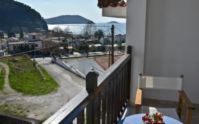 Aris Junior Studio & Apartments