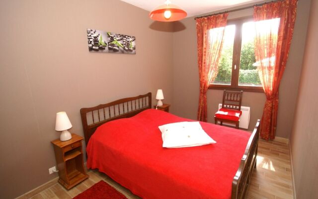 Secluded Holiday Home in Surville With Garden & Centre Nearby