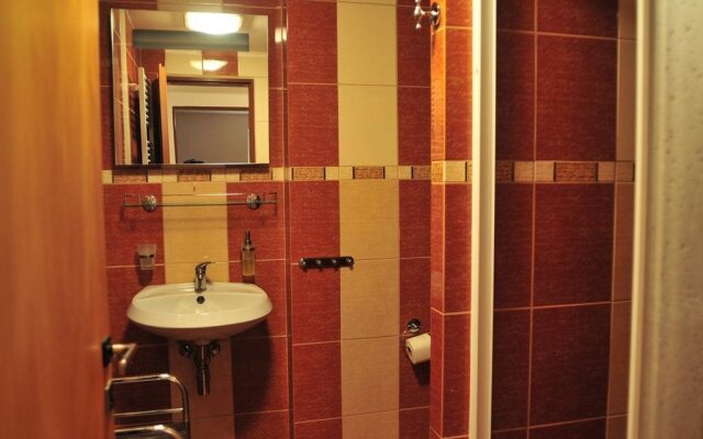 Hostel Alia