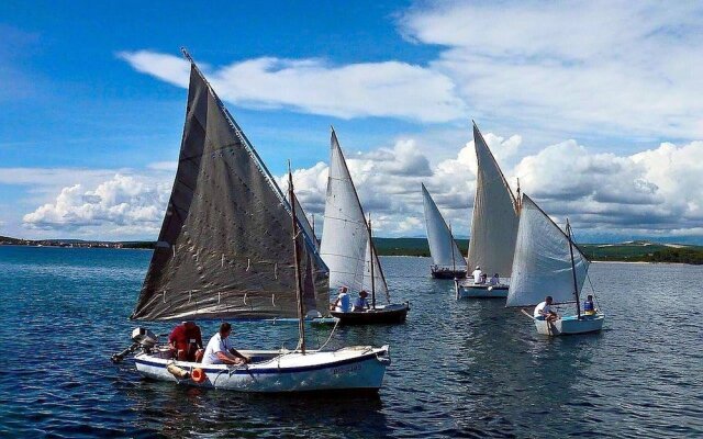 Sea View Apartment Serene, Sleeps 7