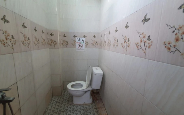 Reddoorz @ Homestay Gayatri